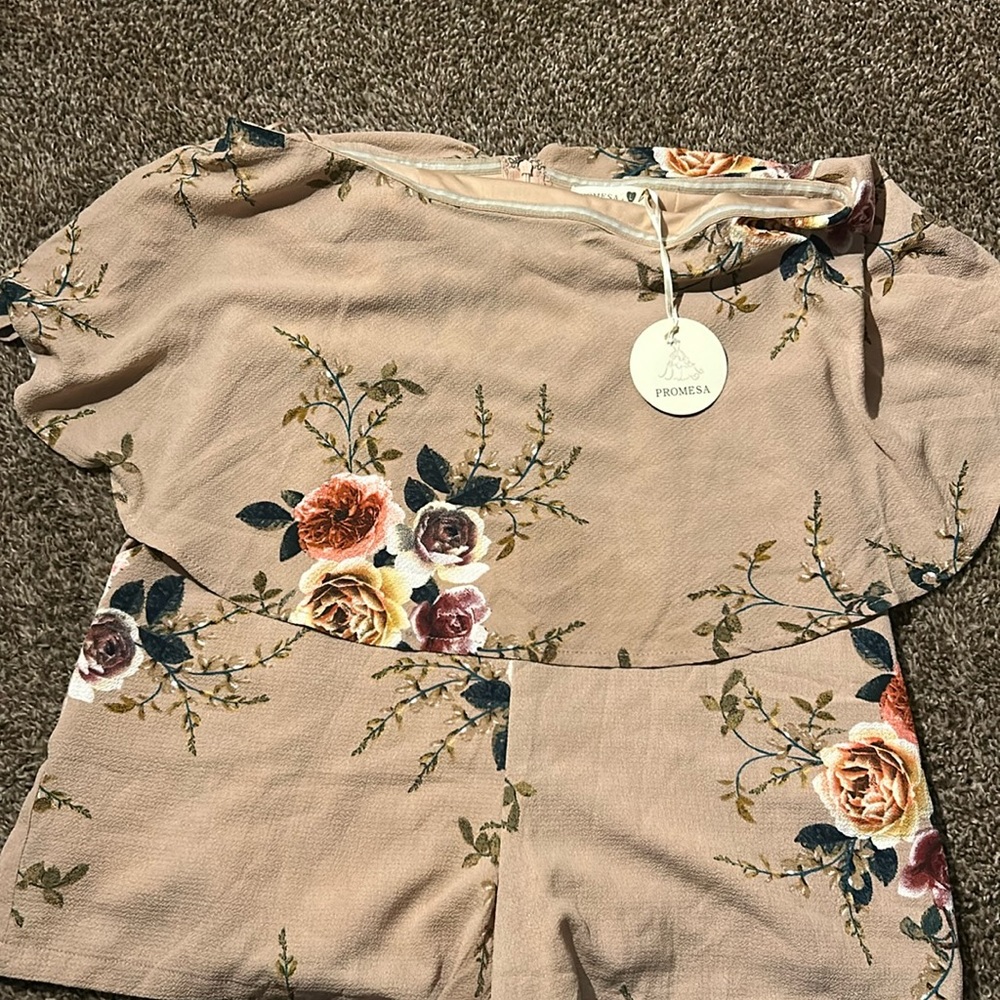 Blush short set